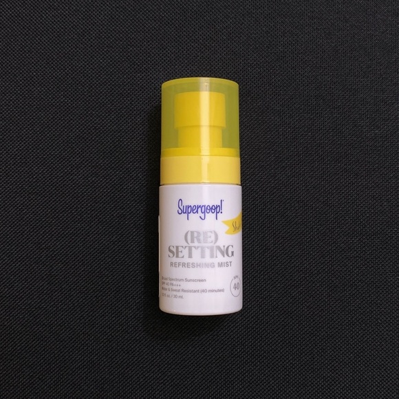 SUPERGOOP Resetting Refreshing Mist SPF 40 — Hydrating Sunscreen Spray — 1 oz - Picture 1 of 4
